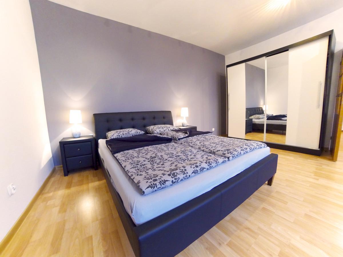 Appartement Meyo At Main Square *